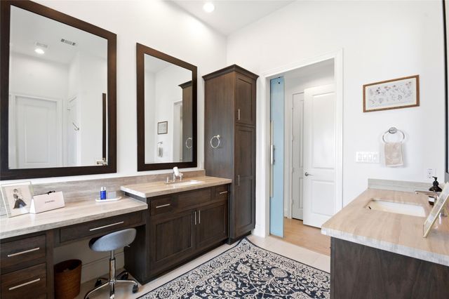 8653 Green Kolbe Lane, Houston, TX 77080