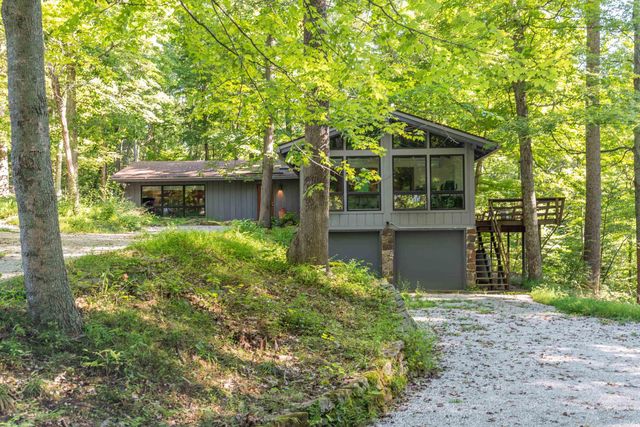 3780 N Upper Birdie Galyan Road, Bloomington, IN 47408