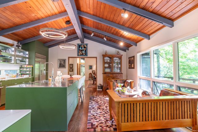 3780 N Upper Birdie Galyan Road, Bloomington, IN 47408