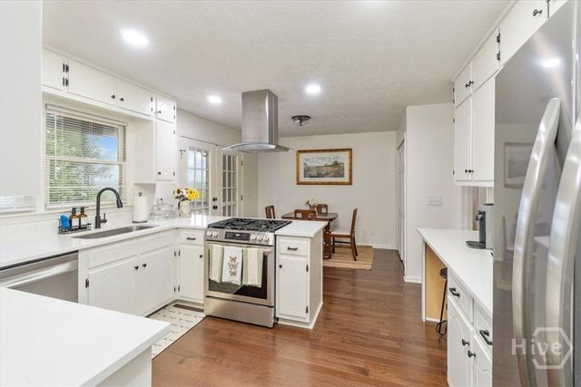 3039 Manor Ridge Drive, Gainesville, GA 30506