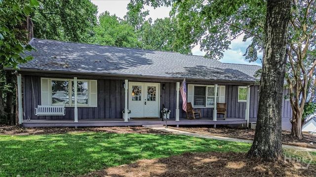 3039 Manor Ridge Drive, Gainesville, GA 30506