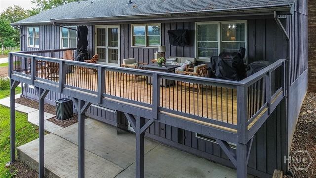 3039 Manor Ridge Drive, Gainesville, GA 30506