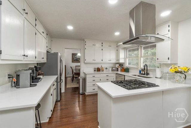 3039 Manor Ridge Drive, Gainesville, GA 30506