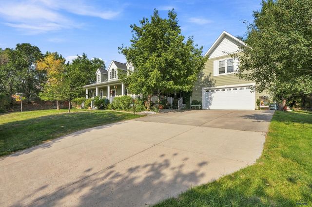 5212 WINTERSET DR, Rapid City, SD 57702