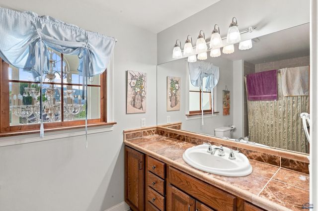 5212 WINTERSET DR, Rapid City, SD 57702