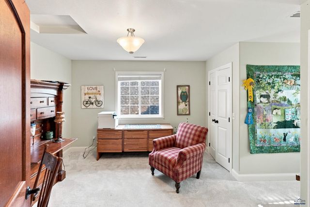 5212 WINTERSET DR, Rapid City, SD 57702