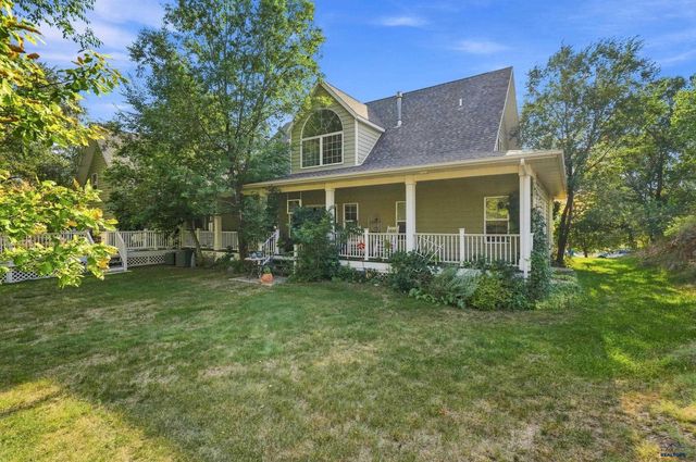 5212 WINTERSET DR, Rapid City, SD 57702