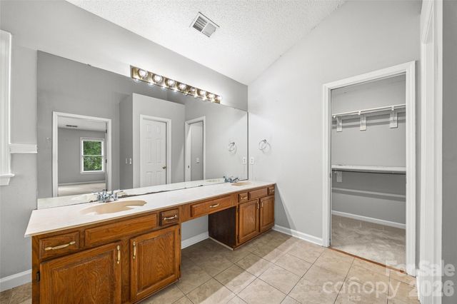 4926 Benthaven Lane, Charlotte, NC 28269