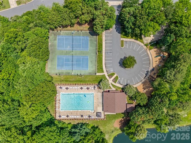 4926 Benthaven Lane, Charlotte, NC 28269