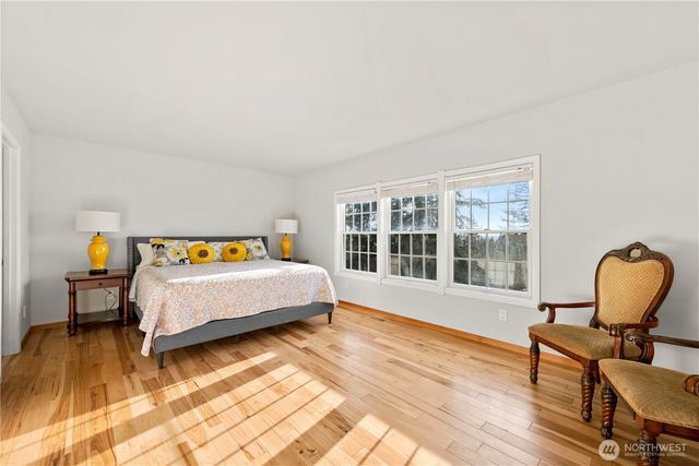 1242 Youngwood Road, Camano Island, WA 98282