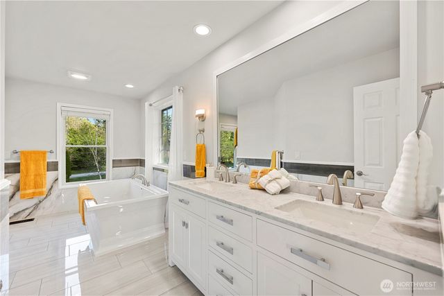 1242 Youngwood Road, Camano Island, WA 98282