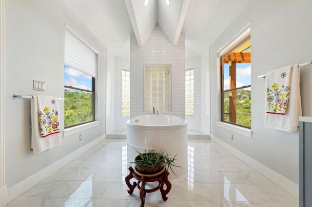 125 Sebastians RUN, Austin, TX 78738