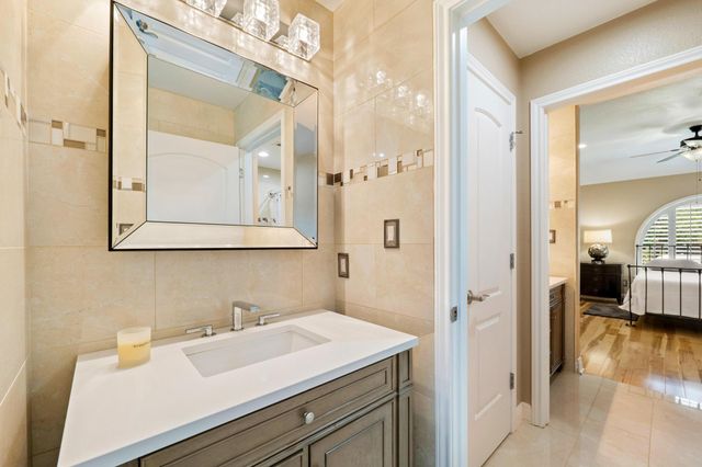 125 Sebastians RUN, Austin, TX 78738