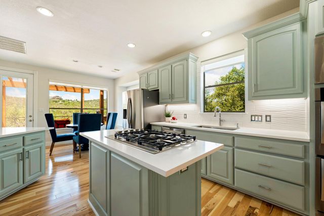 125 Sebastians RUN, Austin, TX 78738