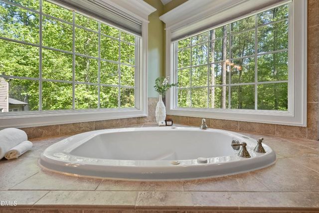 105 Witham Court, Holly Springs, NC 27540