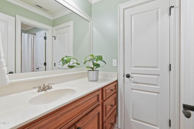 105 Witham Court, Holly Springs, NC 27540