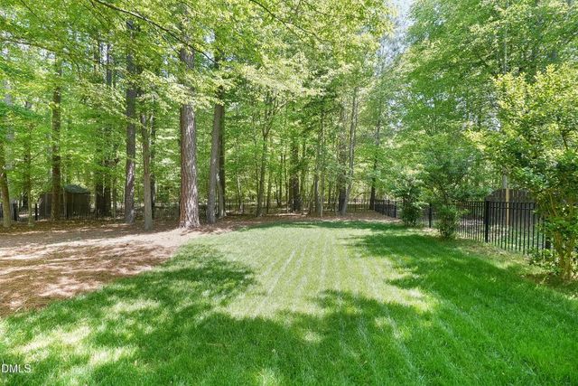 105 Witham Court, Holly Springs, NC 27540