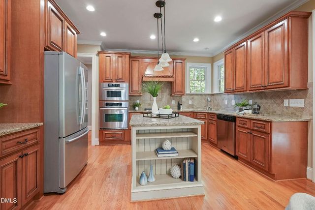 105 Witham Court, Holly Springs, NC 27540