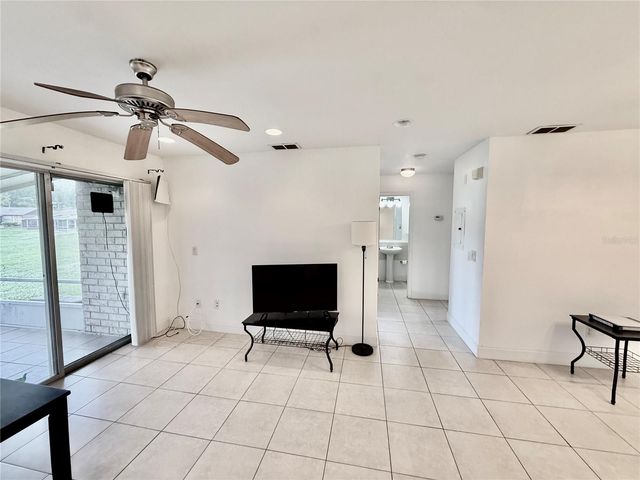 9605 EASTFIELD ROAD 9605, Thonotosassa, FL 33592