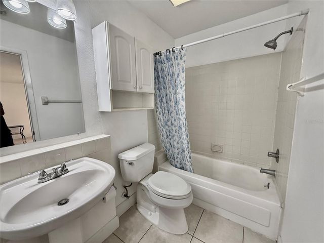 9605 EASTFIELD ROAD 9605, Thonotosassa, FL 33592