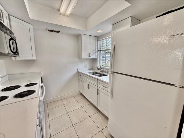 9605 EASTFIELD ROAD 9605, Thonotosassa, FL 33592