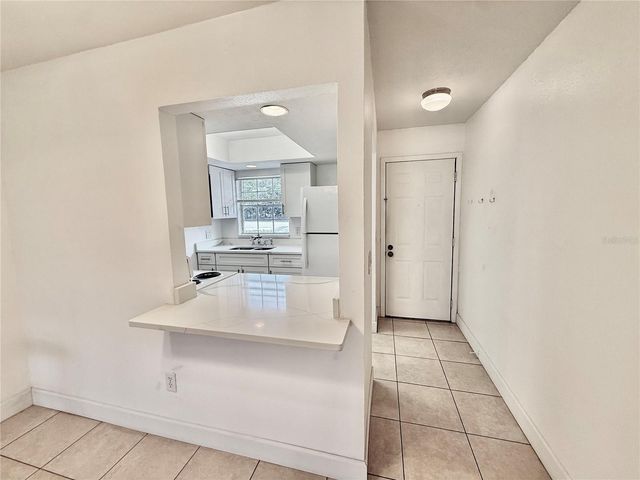 9605 EASTFIELD ROAD 9605, Thonotosassa, FL 33592