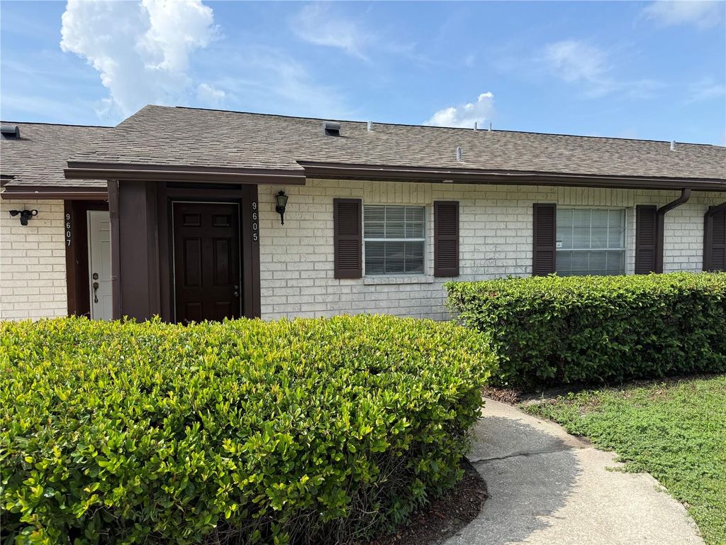 9605 EASTFIELD ROAD 9605, Thonotosassa, FL 33592