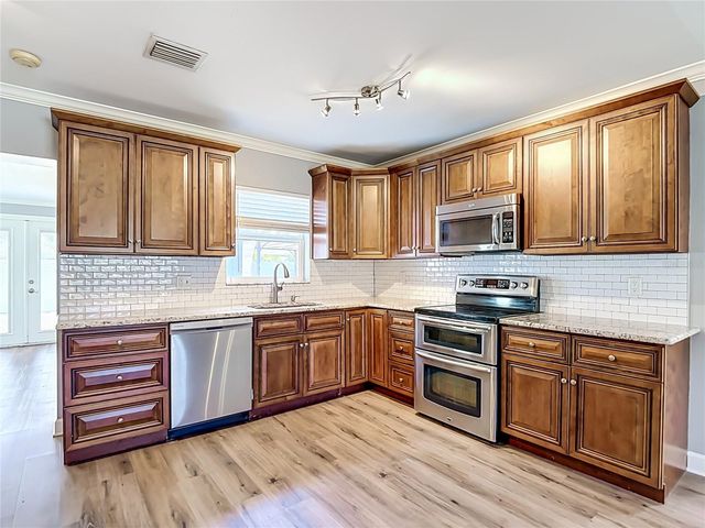 4431 W BAY VILLA AVENUE, Tampa, FL 33611