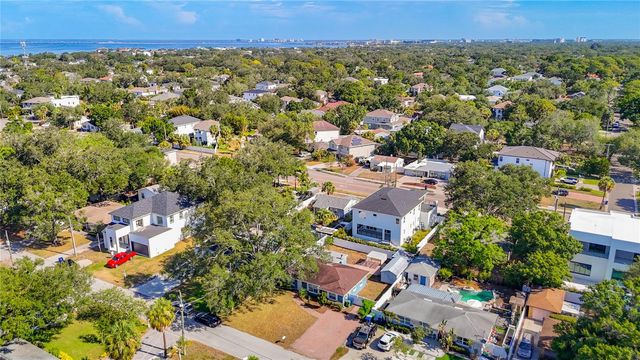 4431 W BAY VILLA AVENUE, Tampa, FL 33611