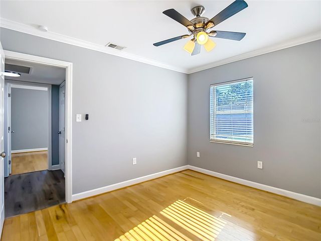 4431 W BAY VILLA AVENUE, Tampa, FL 33611