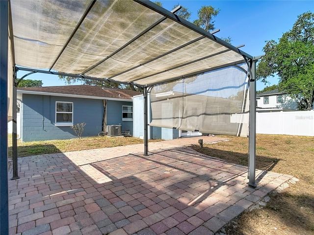 4431 W BAY VILLA AVENUE, Tampa, FL 33611