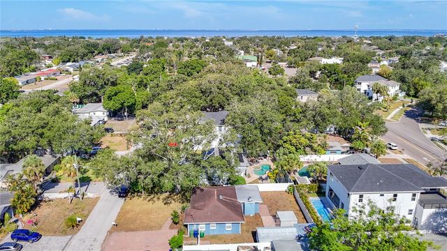 4431 W BAY VILLA AVENUE, Tampa, FL 33611