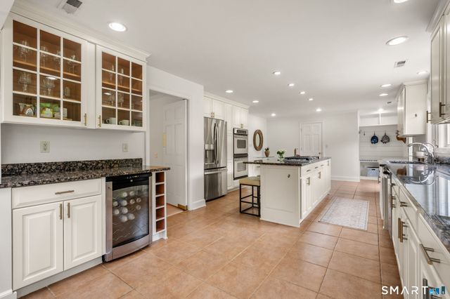 1180 Merwins Lane, Fairfield, CT 06824