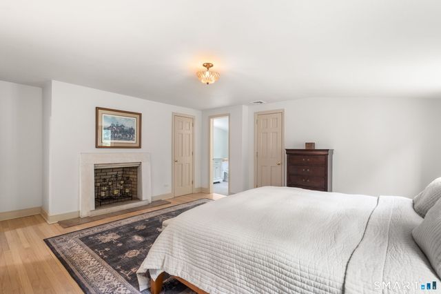 1180 Merwins Lane, Fairfield, CT 06824