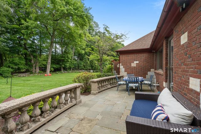 1180 Merwins Lane, Fairfield, CT 06824