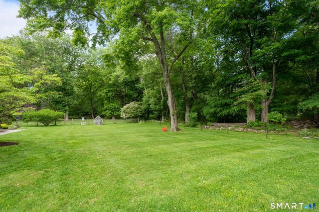 1180 Merwins Lane, Fairfield, CT 06824