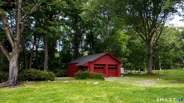 1180 Merwins Lane, Fairfield, CT 06824