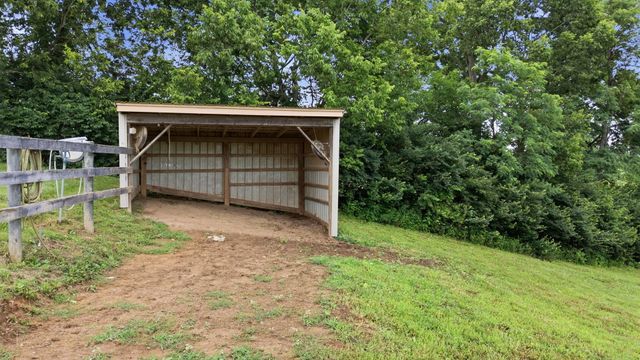 6888 Bybee Road, Winchester, KY 40391