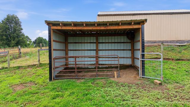 6888 Bybee Road, Winchester, KY 40391