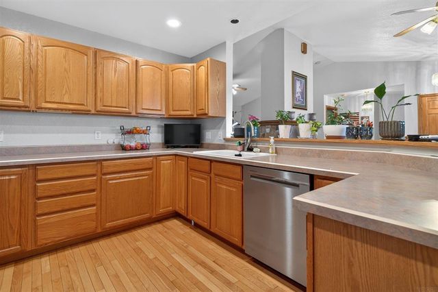 3905 Memory Lane, Waterloo, IA 50701