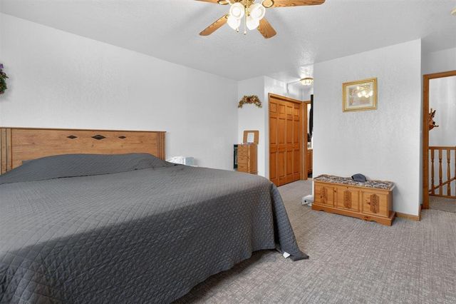 3905 Memory Lane, Waterloo, IA 50701