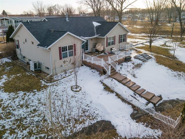 3905 Memory Lane, Waterloo, IA 50701