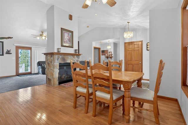 3905 Memory Lane, Waterloo, IA 50701