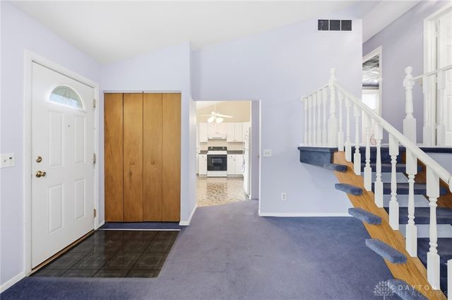838 W Kemper Road, Forest Park, OH 45240