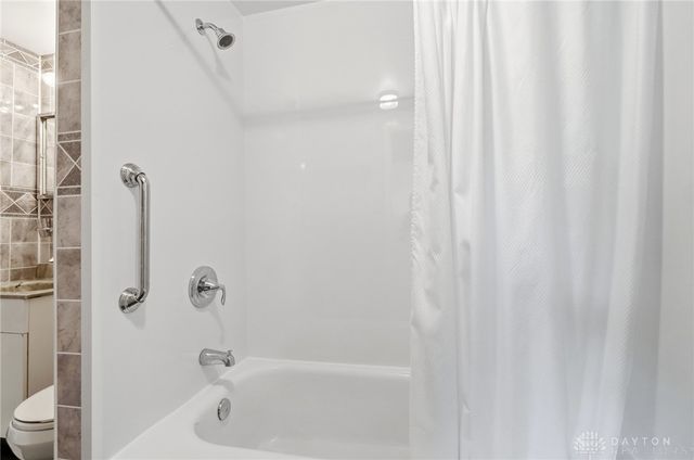 838 W Kemper Road, Forest Park, OH 45240