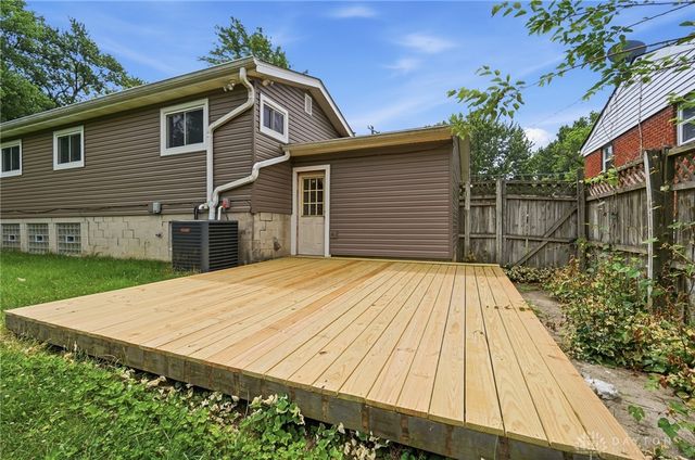 838 W Kemper Road, Forest Park, OH 45240