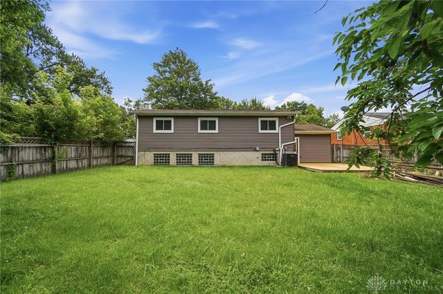 838 W Kemper Road, Forest Park, OH 45240