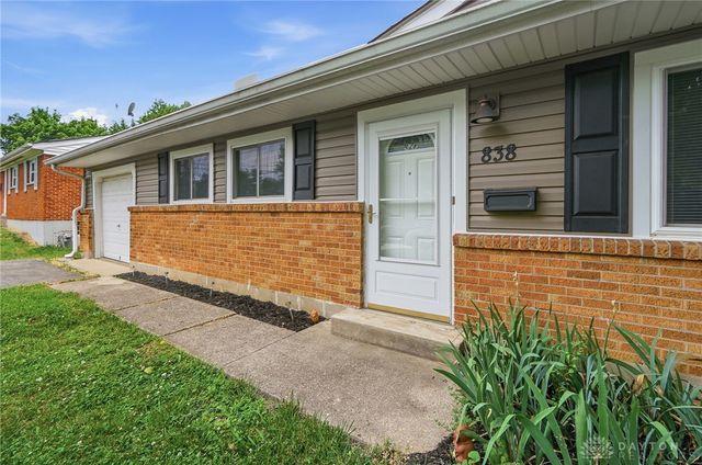 838 W Kemper Road, Forest Park, OH 45240