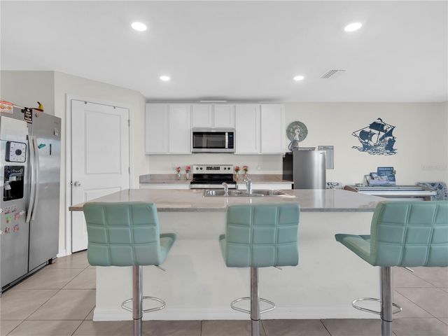 16526 WINDMILL FORGE PASS, Wimauma, FL 33598