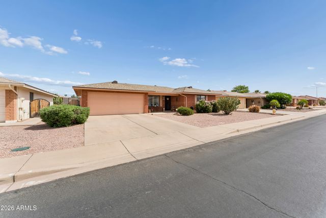 8222 E MONTE Avenue E, Mesa, AZ 85209